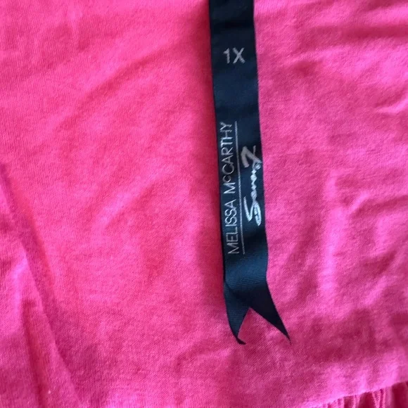 Melissa McCarthy Dress - Picture 3 of 3